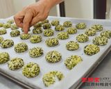 【樂客來】芝麻抹茶拇指餅乾的食譜步驟24照片
