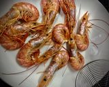 Foto del paso 1 de la receta: Sargo con langostinos y cremoso de mejillones