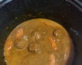 A picture of step 6 of Creamy tomato pasta / meatballs.