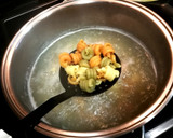 Foto del paso 3 de la receta: Pasta de colores con salsa de atún y alcaparras