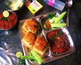 A picture of step 6 of Buttery Creamy pav baji with masala toast pav.