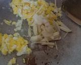 Foto langkah ke 2 dari resep Cah Sawi Putih Sosis.