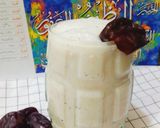 A picture of step 3 of Dates smoothie.
