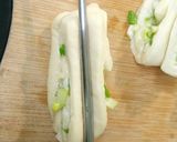 Foto langkah ke 7 dari resep Steamed flower pao / pao daun bawang.