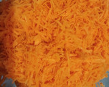 A picture of step 2 of Carrot & Dates Halwa.