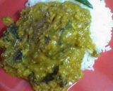 A picture of step 1 of Dal by fish head.