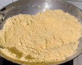 बेसन के लड्डू (besan ke ladoo recipe in Hindi) रेसिपी चरण 1 फोटो