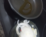 Foto del paso 1 de la receta: Bocata deconstrucción de queso de cabra, tomate y cebolla