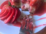 Strawberry cake with strawberry sauce