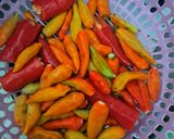 Foto langkah ke 1 dari resep Sambal Tomat Terasi Goreng 500ml.