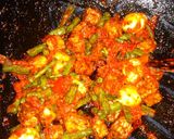 Foto langkah ke 4 dari resep Tumis Sayur Protein.