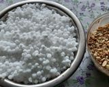 A picture of step 2 of Sabudana khichadi.