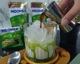 Foto langkah ke 3 dari resep Silken Tofu Matcha Latte.
