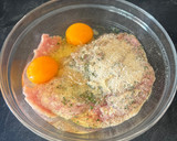 Foto del paso 1 de la receta: Albóndigas en salsa de tomate