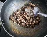 A picture of step 3 of Jaggery coated peanut.