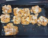 A picture of step 3 of Paneer buns toast.
