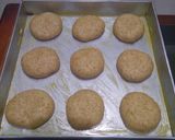 Foto langkah ke 2 dari resep Burger bun roti gandum.