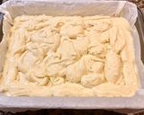 Foto del paso 7 de la receta: Pastel de mantequilla, naranja y plátano, con cobertura crujiente