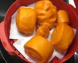 Hình bước làm 8 của món Bánh bao gấc hình heo con