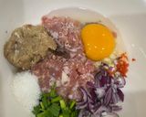Hình bước làm 1 của món Mắm cá thu chưng
