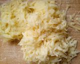 A picture of step 1 of Potato Omelette.