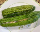 A picture of step 1 of Vegetarian Stuffed Bitter Melon.