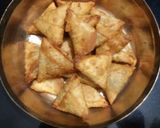 A picture of step 4 of Mint flavour chana dal mini patti samosa.