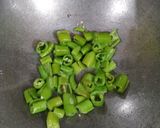A picture of step 3 of Green chilli lunji.