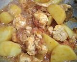 A picture of step 4 of Chicken aloo ka shorbe wala salan.