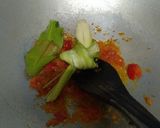 Foto langkah ke 3 dari resep Ayam suwir pedas manis.