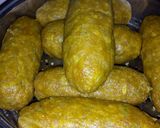 A picture of step 3 of Dudhi na muthiya.