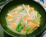 Foto langkah ke 3 dari resep Seledri, Wortel & Paprika Tumis Miso.