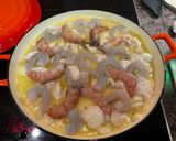 Foto del paso 6 de la receta: Cocochas (kokotxas) de bacalao frescas a la Vizcaína con gambas rojas