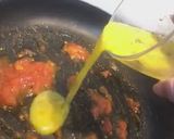 Foto del paso 3 de la receta: Huevos con Tomates de mi huerta 🍅