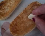 Foto del paso 3 de la receta: 6. Tostadas con tomate y pechuga de pavo
