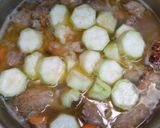 Foto langkah ke 4 dari resep Sop Oyong Kulit Ayam.