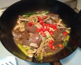 毛肚炒鴨血的食譜步驟4照片
