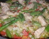 Foto del paso 2 de la receta Arroz con presa y espárragos