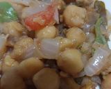 A picture of step 2 of Chana chaat plate.