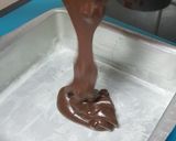 A picture of step 4 of Brownie cake.