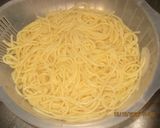 Foto del paso 3 de la receta: Espaguetis con sardinas