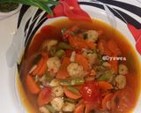 Foto langkah ke 4 dari resep Asam Manis Udang dan Sayur.