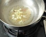 દાલ લહસુની તડકા ખીચડી (Dal Lasooni Tadka Khichdi Recipe In Gujarati) રેસીપી સ્ટેપ2ફોટો