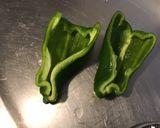 Une image de l'étape 4 de Duo de courgettes aux tomates, poivron, algues et piments verts.