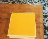 Foto del paso 2 de la receta: Media luna de queso y cebolla caramelizada