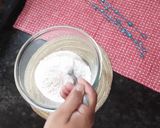 A picture of step 1 of Croissants Mathri.