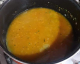 Foto del paso 14 de la receta: Sopa de marisco congelado y fresco con fondo de cebolletas