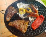 Foto del paso 4 de la receta: Costillas, chorizo colorado, papas al parrillin #lacocinanosune