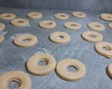 Foto del paso 4 de la receta: Galletitas sin manteca 🥯
