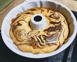 Foto langkah ke 7 dari resep Marble Cake Lembut.